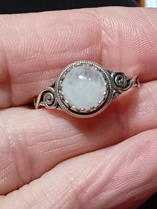 Anillo de plata de ley piedra luna