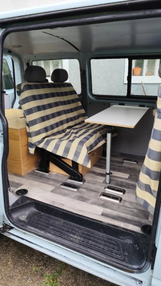 Volkswagen Transporter T5 2004