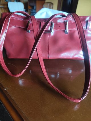 Bolso Rojo de Hombro