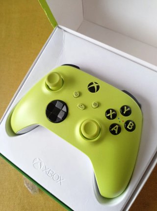 Mando Xbox Electric Volt