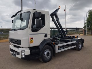 Volvo FE 320-CAMIONES GANCHOS PORTACONTENEDOR