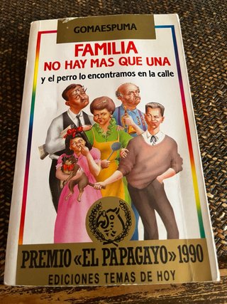 Libro familia no hay mas que una de Goma Espuma