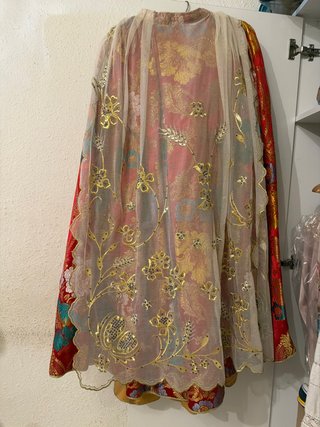 Traje de Fallera Rojo y Dorado