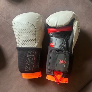 Guantes de Boxeo Outshock 14oz