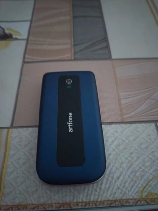 Móvil artfone Azul