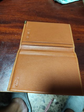 Tarjetero Loewe piel, edición corporativa Nestlé,