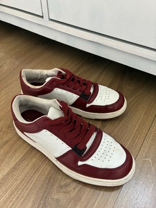 Zapatillas bicolor rojo y blanco