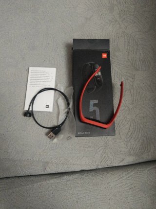 Xiaomi Mi Smart Band 5