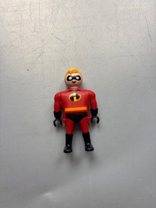 Figura Mr. Increíble Disney Kinder