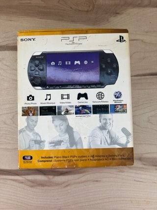 Caja PSP 3000 USA con Manuales