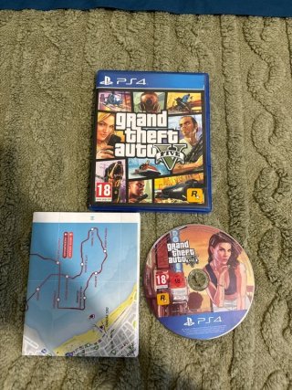 Grand Theft Auto V (GTA 5) PS4