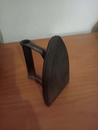 Plancha Antigua de Hierro