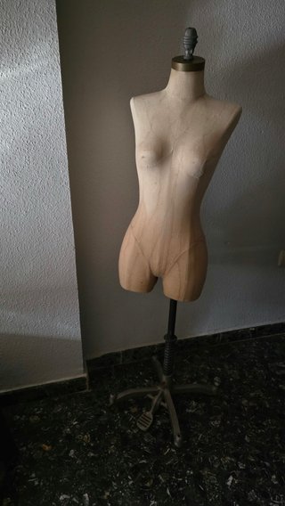 Maniquí de Costura Femenino