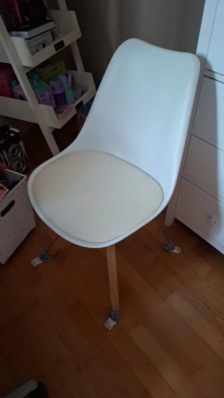 Silla de diseño estilo nórdico