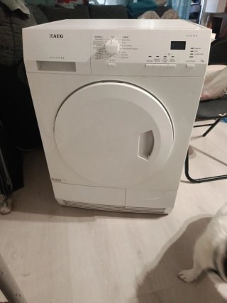 Secadora AEG 7kg para reparar o para piezas