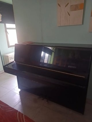 Piano Vertical Etyde Negro PRECIO NEGOCIABLE