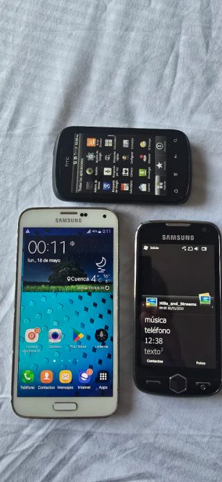 Lote de 3 teléfonos móviles