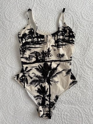 Bañador negro y crema