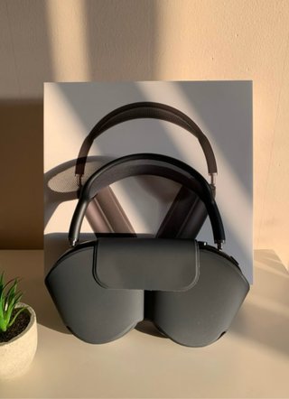 Apple AirPods Max Space Gray