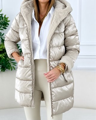 Abrigo Reversible Plumas y Pelo Champagne