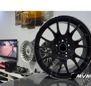 Juego de 4 Llantas 18 CH Gloss Black B001