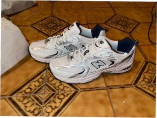 New Balance 530 Blanco/Plata Talla 42.5