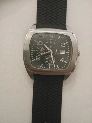 VENDO CAMBIO Reloj Radiant con cronografos Correa