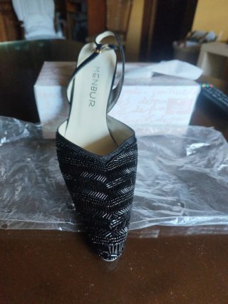 Zapatos de tacón Menbur negros