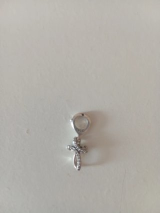 Charm Pandora Cruz acero inoxidable