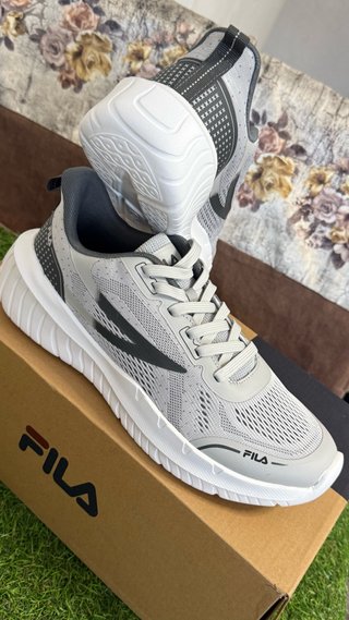 Zapatillas Fila Grises Talla 41