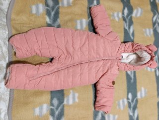 Buzo de invierno para bebé rosa