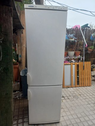 Nevera Liebherr Blanca
