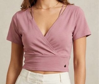 Camiseta corta Pull and Bear , color teja.