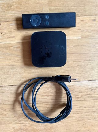 Apple TV (2.ª/3.ª Gen) con mando y cable