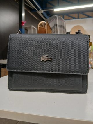 Bolso Lacoste Negro con Cadena