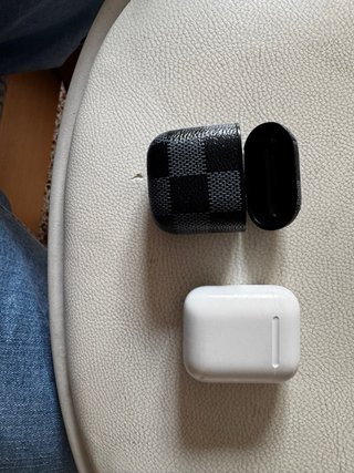 Apple AirPods 2.ª generación