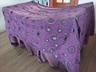 Ropa de mesa camilla morada