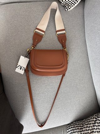 Bolso Zara Marrón con Etiqueta