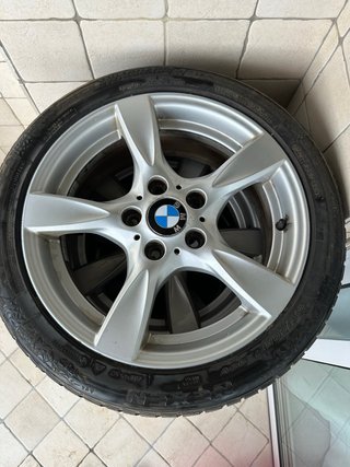 Juego de 4 Llantas 17’ con Neumáticos BMW