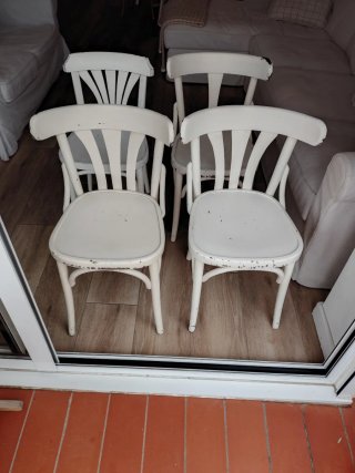 Set de 4 sillas Tonet blancas