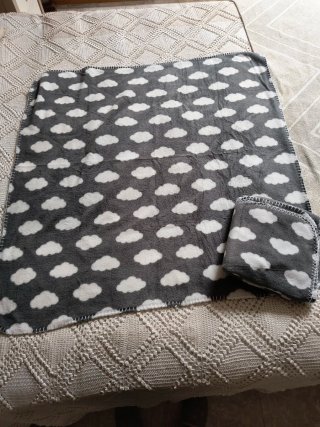 2 Mantas Infantiles con Estampado de Nubes