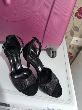 Zapatos de tacón negros talla 36