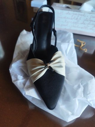 Zapatos de tacón bicolor