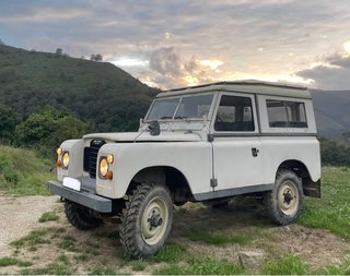 Land Rover Santana 88 Series 3