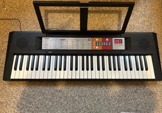 Teclado Yamaha PSR-F50
