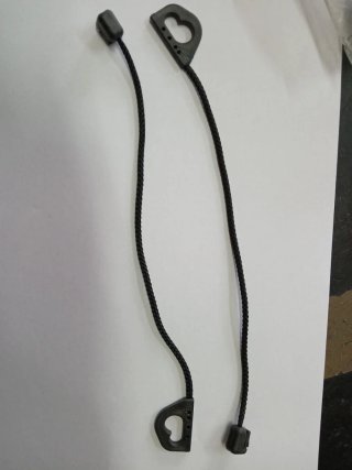 Cordones para bandeja de maletero
