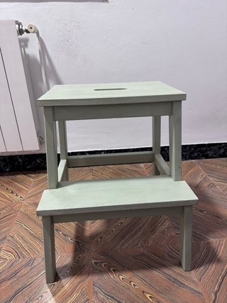 Escalerita taburete IKEA BEKVÄM verde