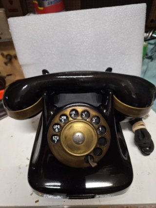 Teléfono Antiguo de Baquelita