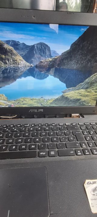 Portátil ASUS F55AL