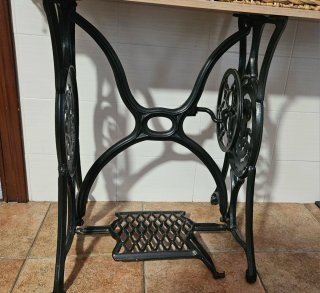 Patas maquina coser decorativas antiguas